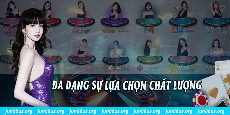 hitclu Fan Tan Cổ Điển